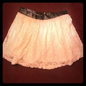 Lace skirt